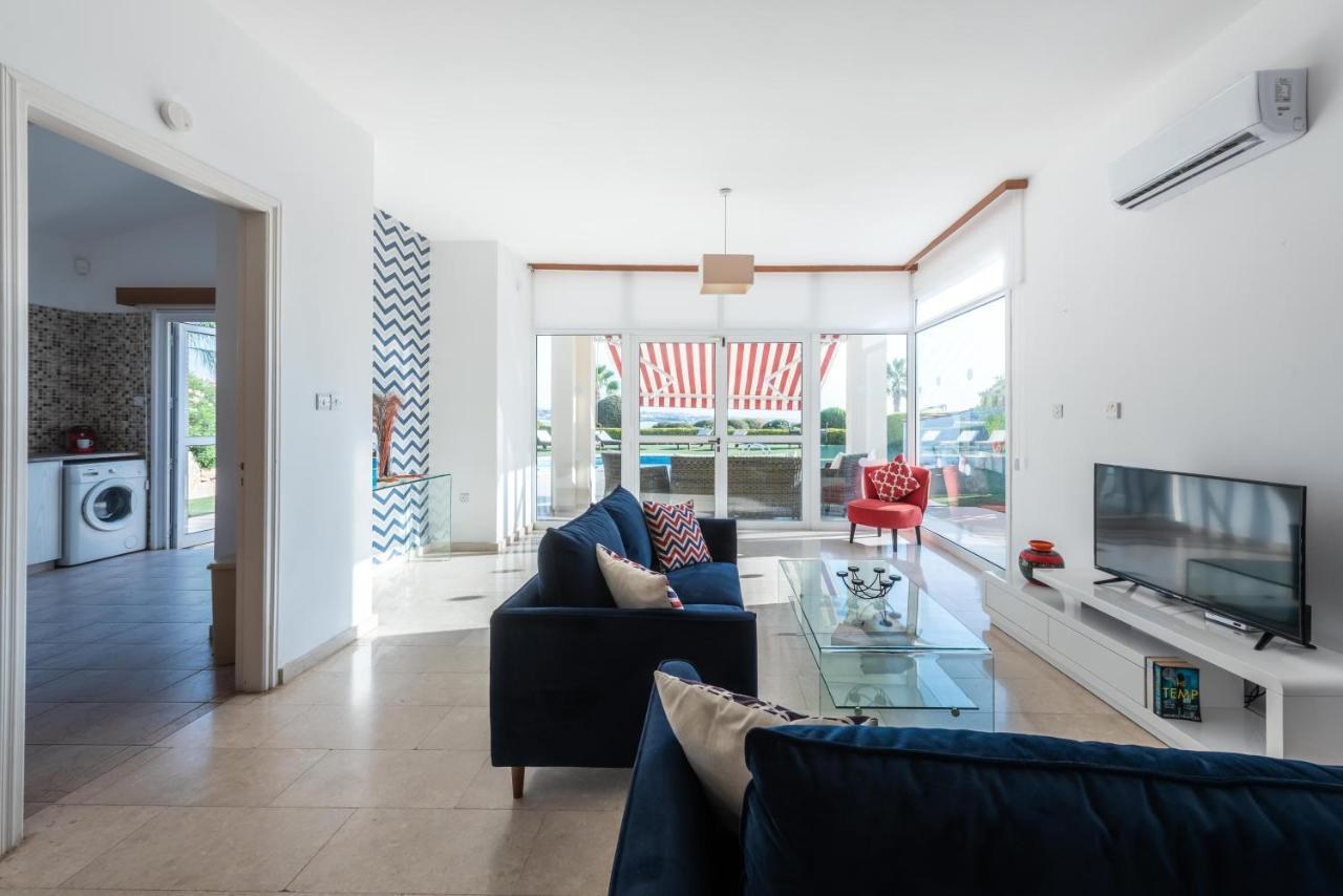 Villa Marina Sunrise By Ezoria Villas Coral Bay Exterior photo